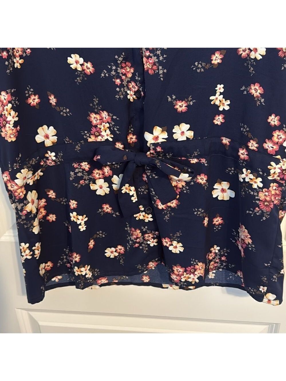 Blue/Pink Floral Blouse - Picture 4 of 6